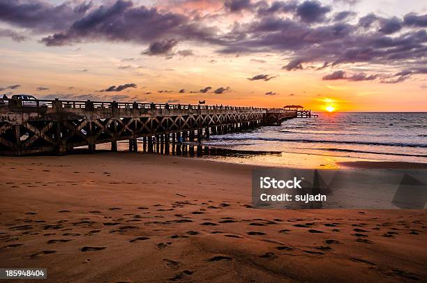 Foto de Ponte Incrível Nascer Do Sol e mais fotos de stock de Areia - Areia, Baía, Céu - Fenômeno natural