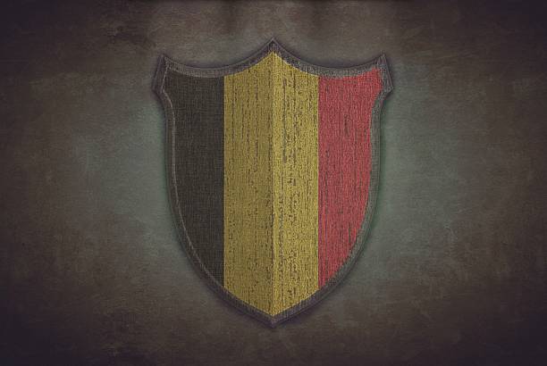 protector con bandera belga. - belgium belgian flag flag shield fotografías e imágenes de stock