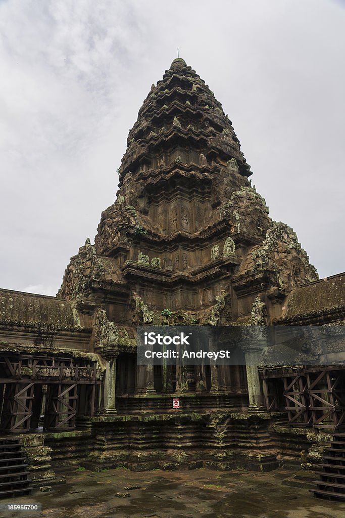 Angkor Wat - Zbiór zdjęć royalty-free (Angkor)