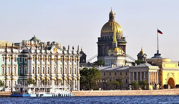 Sankt Petersburg main landmarks Admiralty, St isaac cathedral and Hermitage