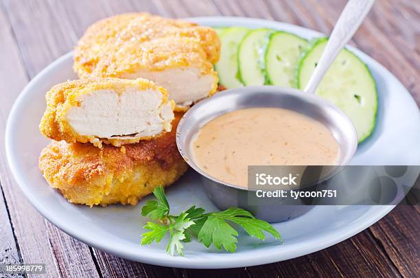 Milanesa Foto de stock y más banco de imágenes de Alimento - Alimento, Carne, Carne de cerdo