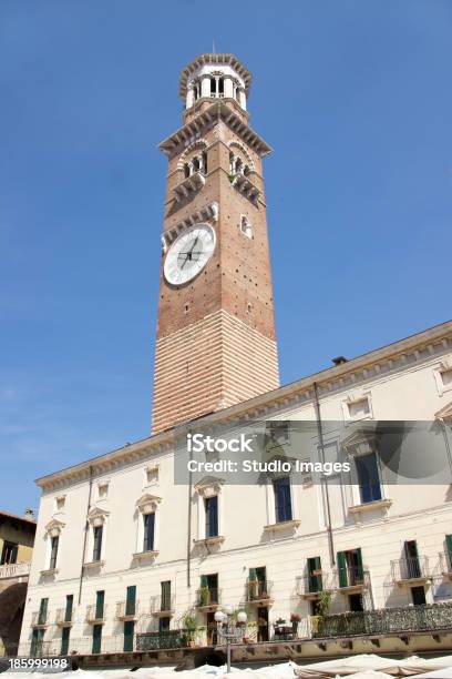 Palazzo Della Ragione En Verona Foto de stock y más banco de imágenes de Aire libre - Aire libre, Antiguo, Arquitectura