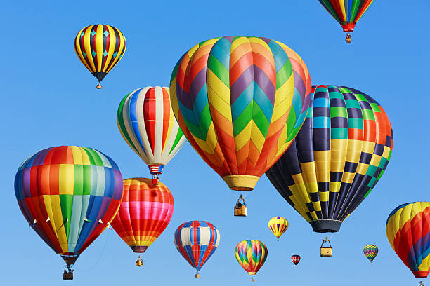istock Hot air balloons 186001313