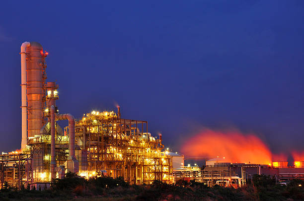 istock Petrochemical plant 186008291