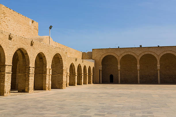 istock Main Old Moscue in Mahdia Tunisia 186013626