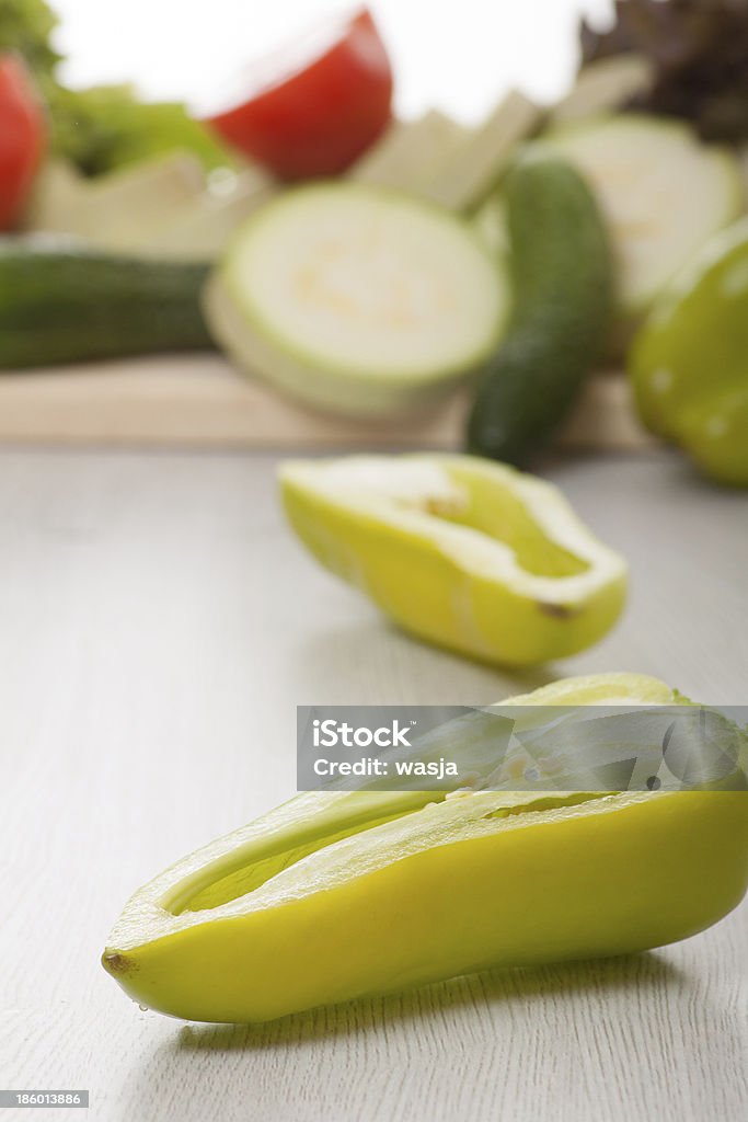 Grüne Paprika und Gemüse - Lizenzfrei Abnehmen Stock-Foto