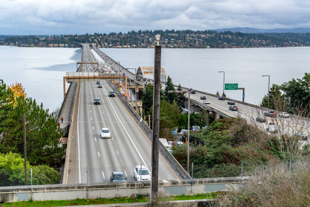 istock Above Seattle Lake Brdiges 4 1860172382