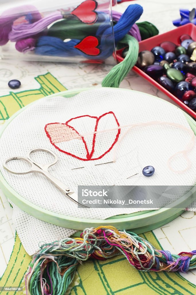 Arte de tejer y embroidering - Foto de stock de Actuación - Representación libre de derechos