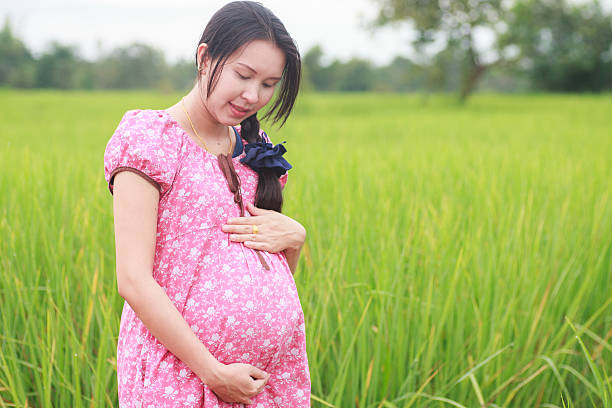 istock Pregnant woman. 186019625