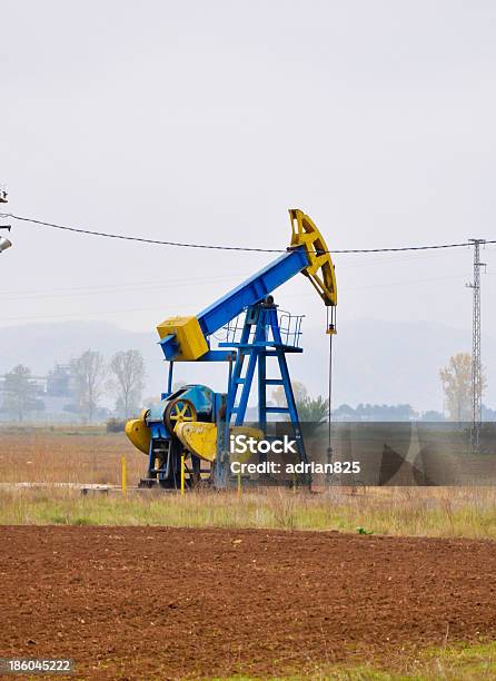 Benzin Drilling Plant Stockfoto und mehr Bilder von Ausrüstung und Geräte - Ausrüstung und Geräte, Baugewerbe, Bauwerk