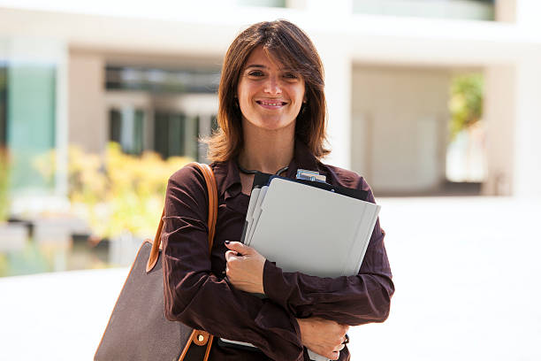 istock Businesswoman working outdoor 186046416