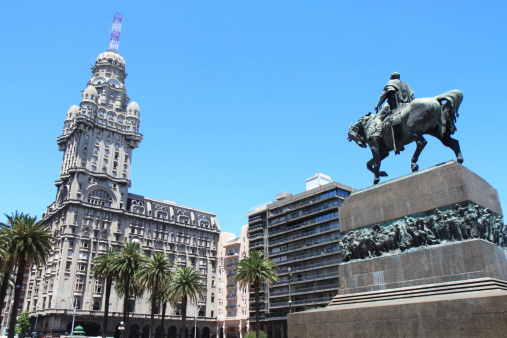Salvo Palace and the Plaza da Independencia (Independence Square). Montevideo, Uruguay.