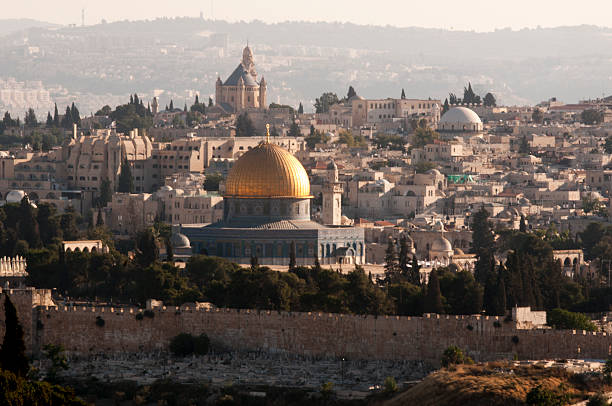 istock The Old City of Jerusalem 186052602