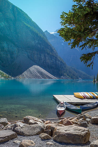 istock Moraine Lake Canoes 186076696