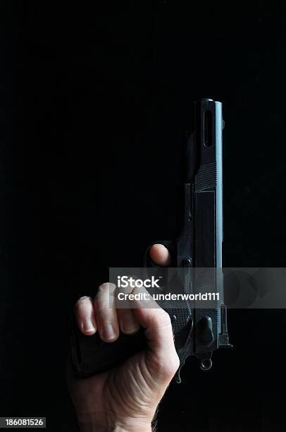 Gun I Ręcznie - zdjęcia stockowe i więcej obrazów Broń - Broń, Broń palna, Część