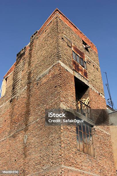 Edifício - Fotografias de stock e mais imagens de Acabado - Acabado, Antigo, Apartamento Tipo Loft