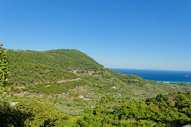 istock rocky beach at greece , thassos 186091922