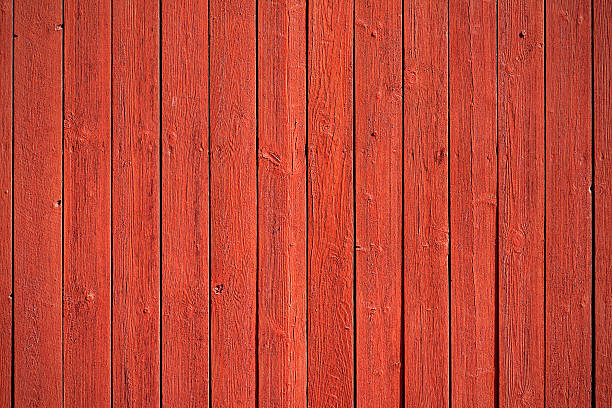 vieux panneaux en bois rouge - uneven in a row striped pattern photos et images de collection