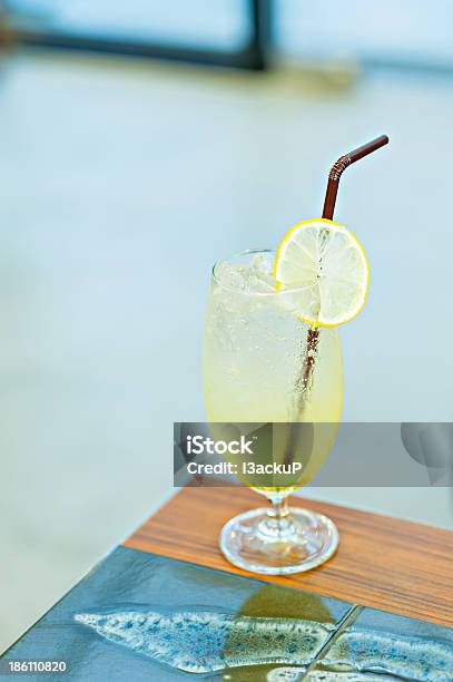 Lemoniada - zdjęcia stockowe i więcej obrazów Alkohol - napój - Alkohol - napój, Bez ludzi, Brązowy
