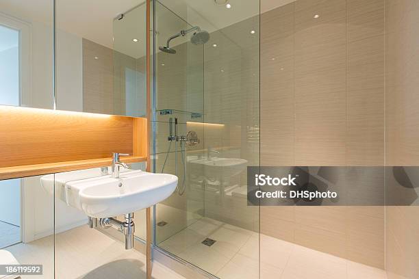 Luxuriöses Badezimmer Stockfoto und mehr Bilder von Architektonisches Detail - Architektonisches Detail, Architektur, Badewanne