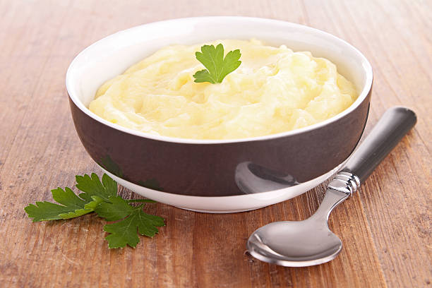 istock bowl of puree 186121411