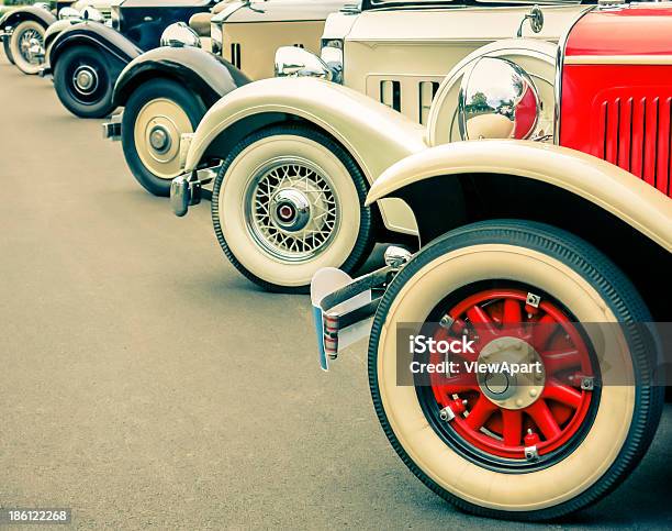 ビンテージカー車の - タイヤのストックフォトや画像を多数ご用意 - タイヤ, 豪華, 1930～1939年