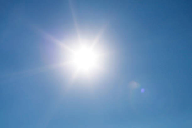 istock Real photo lens glow effect of sun 186130695