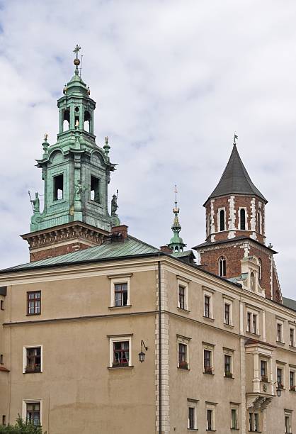 istock Wawel cathedral and castle, Cracow 186130978