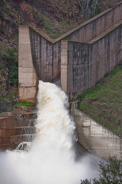 istock Spillway of dam Yeguas 186131342