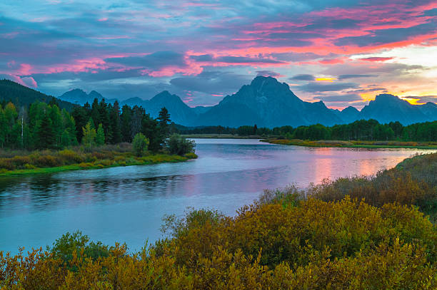 istock Beautiful Sunset at Grant Tetons 186135954