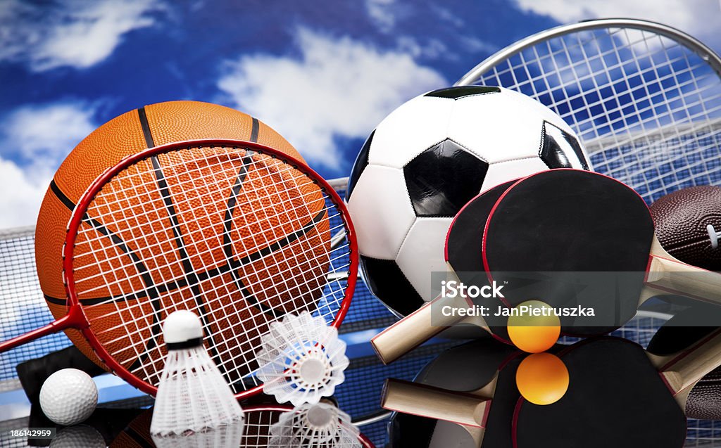 Equipos y pelotas de deportes - Foto de stock de Actividad libre de derechos