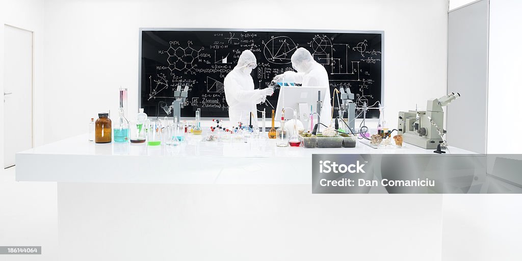 Лаборатория эксперимент - Стоковые фото Биология роялти-фри