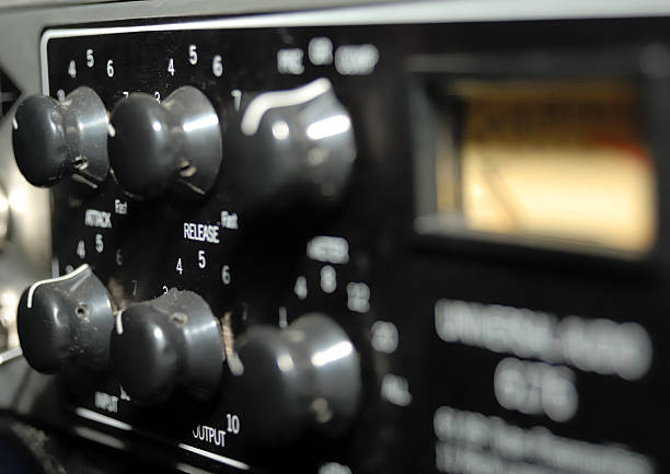 istock Sound Recording Equipment (Media Equipment) 186145669