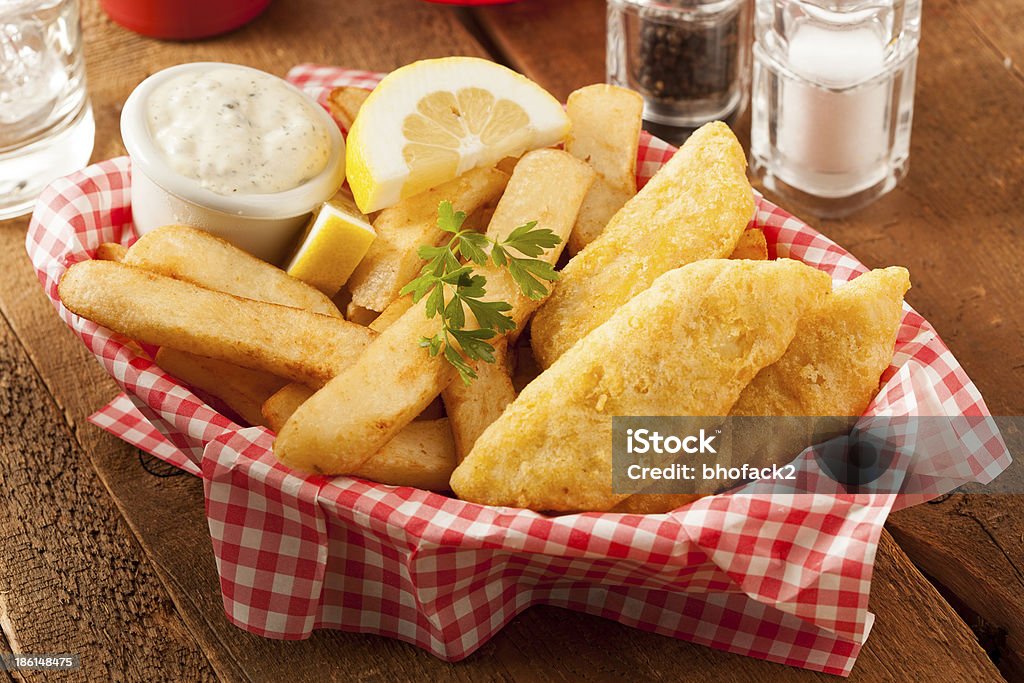 Traditionelles Fish and Chips - Lizenzfrei Fisch Stock-Foto