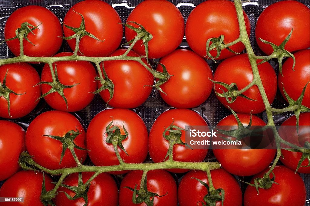 Tomate frutas - Foto de stock de Alimento libre de derechos