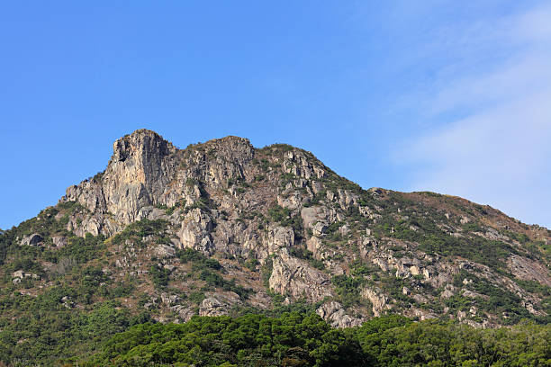 istock Lion Rock in Hong Kong 186161250