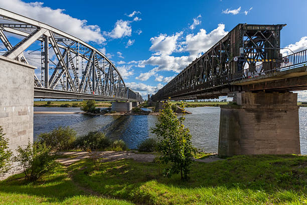 istock Historic bridges in Tczew - Poland 186163582