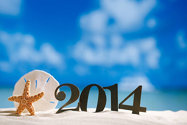 istock 2014 letters with starfish, ocean , beach and seascape, shallow 186165130