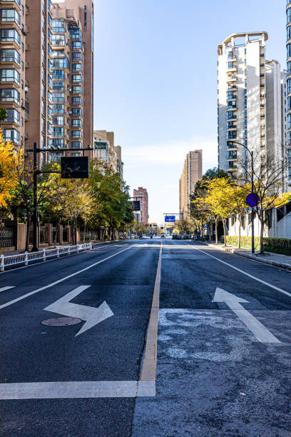 istock Urban roads in autumn 1861775204