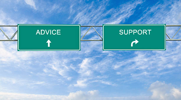 istock Road sign to advice and support 186182693