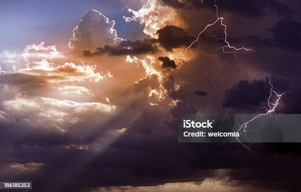 Piękne Storm - zdjęcia stockowe i więcej obrazów Stan Kansas - Stan Kansas, Burza, Stan Oklahoma