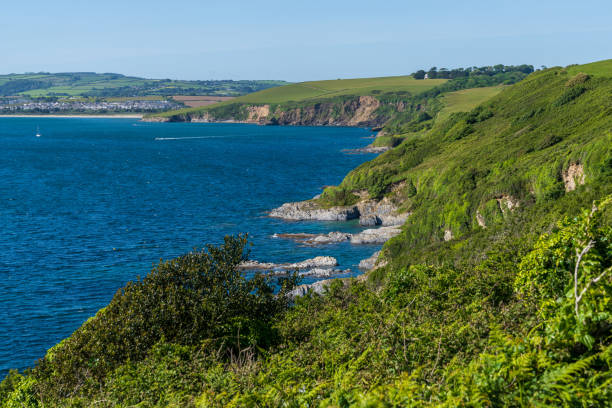 istock Channel coast and cliffs between Polkerris and Menabilly, Cornwall, England, UK 1861873222