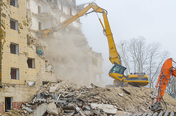 istock Block of flats demolition 186187880