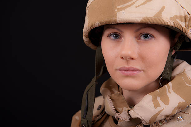 istock Female British soldier 186192952