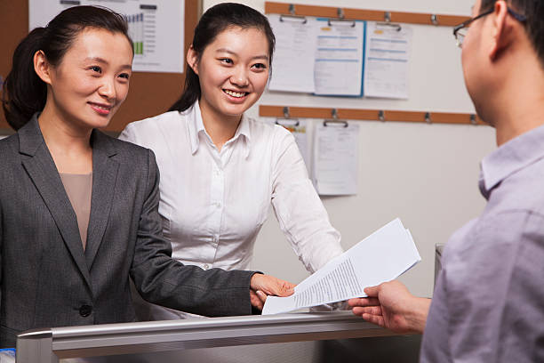 istock Business people working in the office 186196998