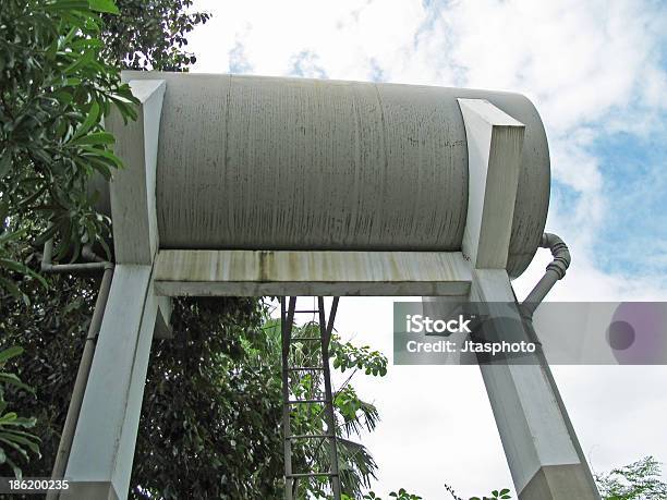 Acqua Di Storage - Fotografie stock e altre immagini di Acciaio - Acciaio, Acqua, Acqua potabile