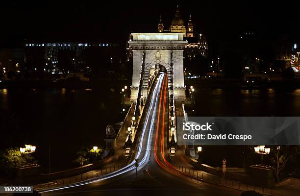 Széchenyi Мост — стоковые фотографии и другие картинки Автомобиль - Автомобиль, Венгрия, 2012