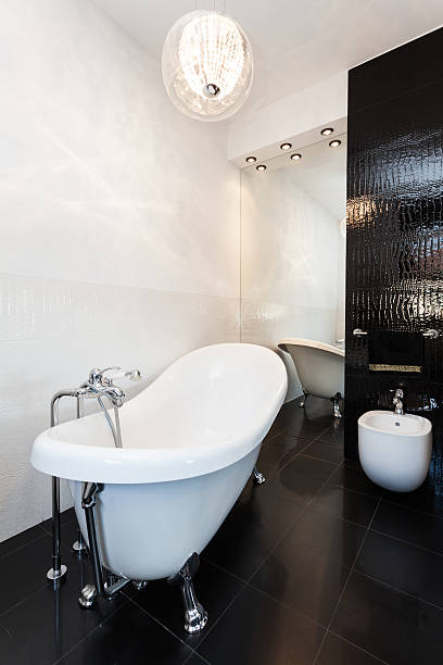 istock Vibrant cottage - Original bathroom 186204507