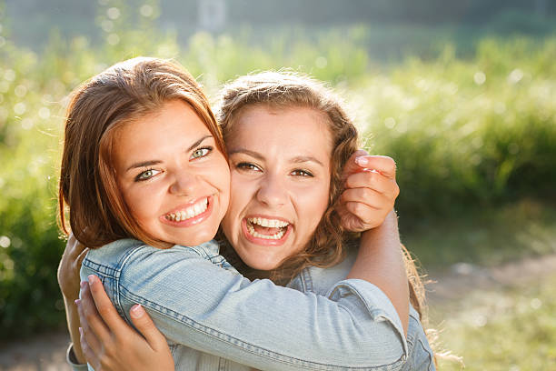 istock two teenage girls 186210679