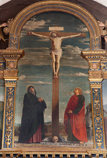 istock Verona - Crucifxion by Francesco Morone 186211358